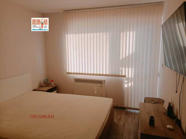 Продава  3-стаен град Велико Търново, Център
      80 кв.м