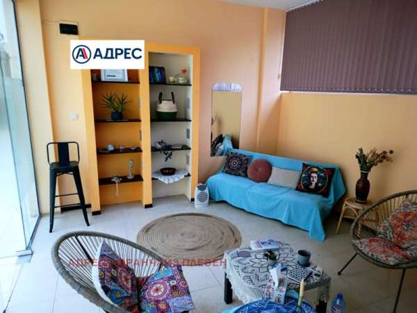 Продава офис, гр. плевен, идеален център