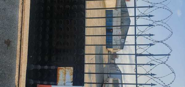 Хале под наем- 642 кв.м. с лице на главен път!