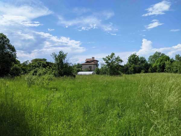 Дворно място Имот Парцел за къща село Гълъбник до София Перник Радомир