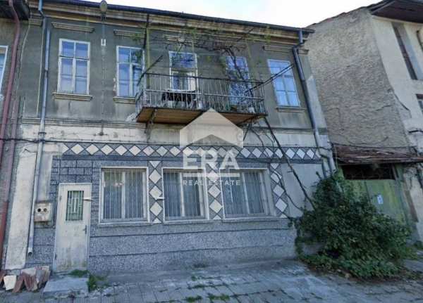 Продава парцел, гр. велико търново, център