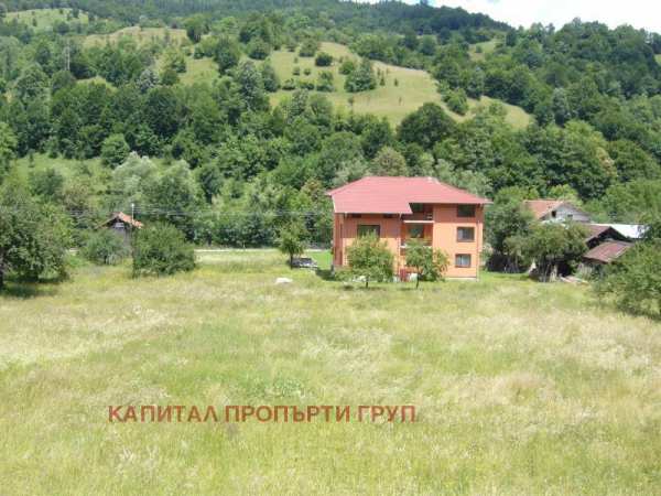 Продава къща, с. рибарица, област ловеч
