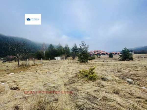 Продава парцел, с. мала църква, област софия област