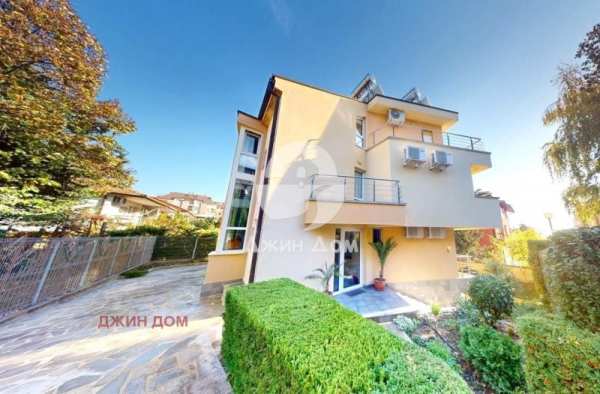 Продава  къща к.к. Слънчев бряг, област Бургас
      340 кв.м