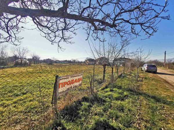 Продава парцел, с. избеглии, област пловдив