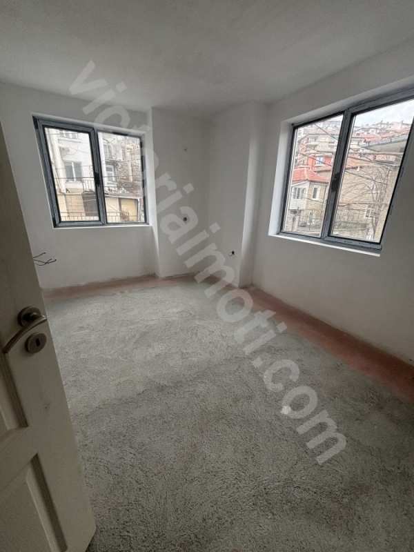 Продава 3-стаен, гр. велико търново, център