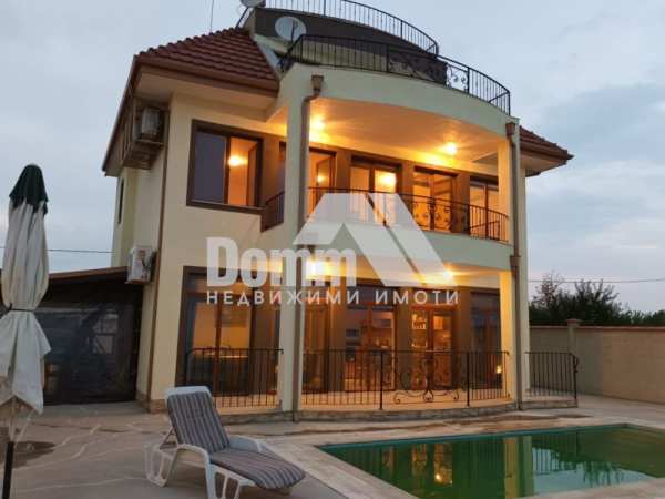 Продава къща, с. топола, област добрич