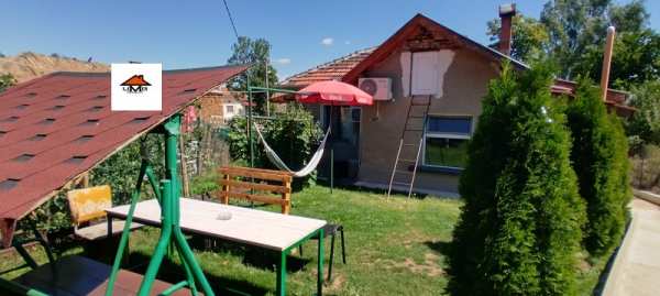 Продава къща, с. вакарел, област софия област
