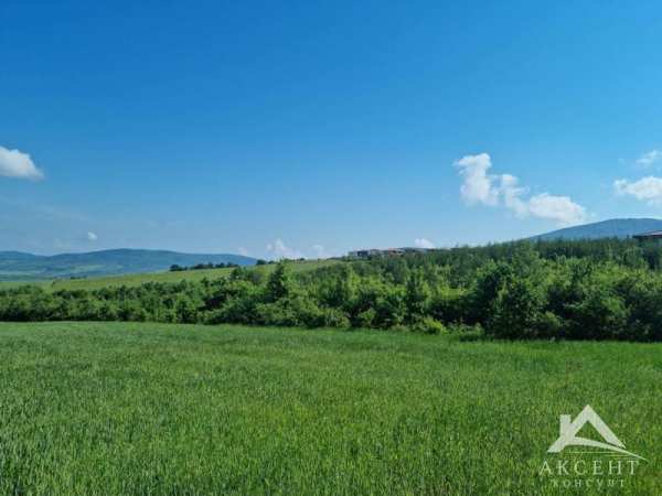 Продава парцел, с. кладница, област перник