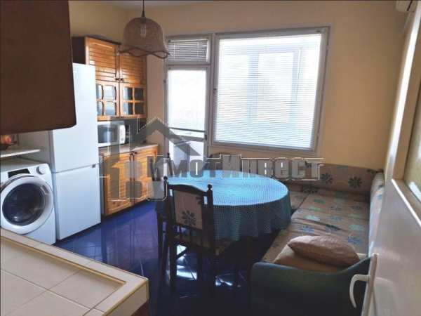 Продава  2-стаен град Ямбол, Д-р Дончев
      71 кв.м