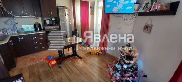 Продава  многостаен гр. Поморие, област Бургас
      106 кв.м