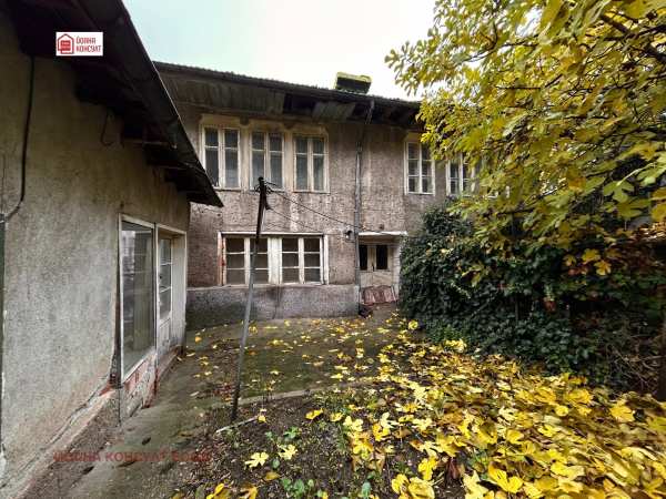 Продава къща, гр. никопол, област плевен