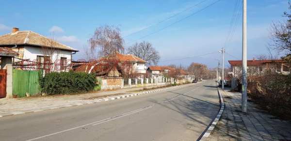 Продава къща, с. беловица, област пловдив