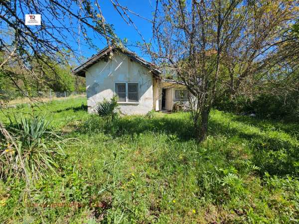 Продава вила, с. поцърненци, област перник