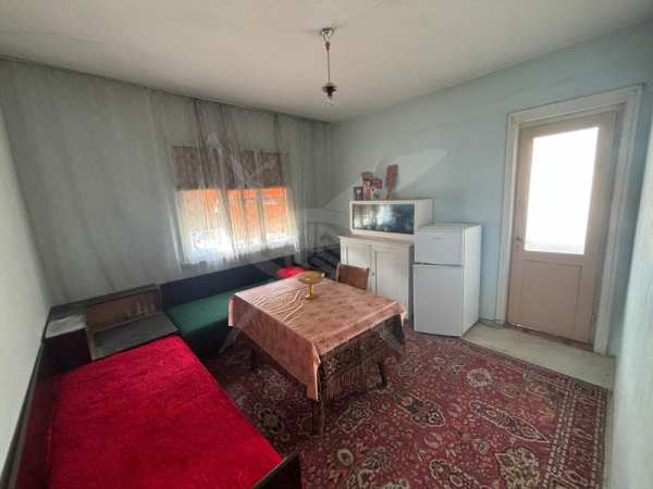 Продава етаж от къща, гр. асеновград, област пловдив