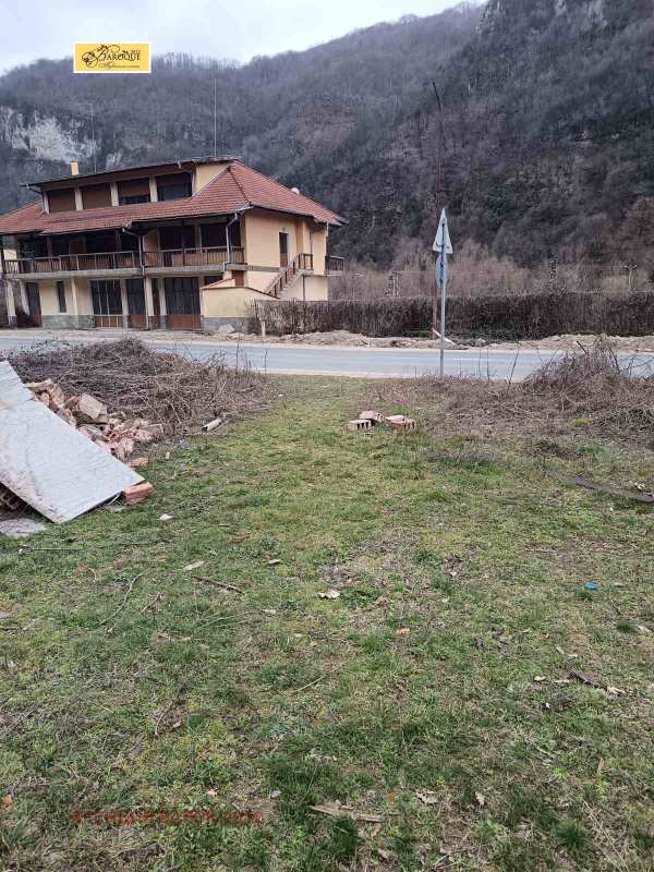 Продава парцел, гр. тетевен, област ловеч