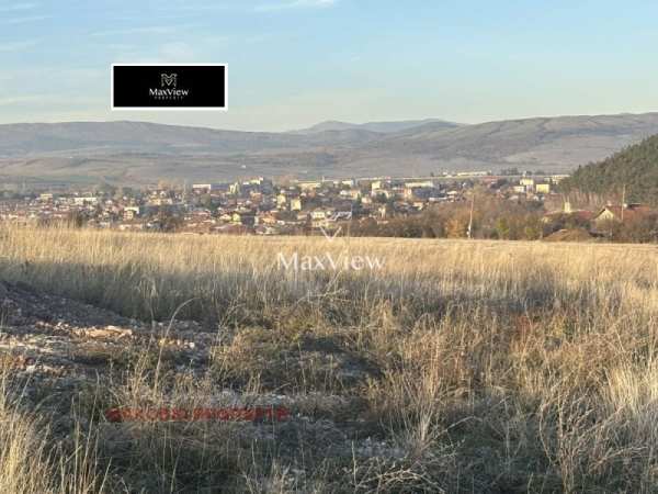 Продава парцел, гр. сливница, област софия област