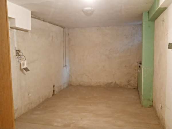 Продава ателие, таван, гр. банско, област благоевград