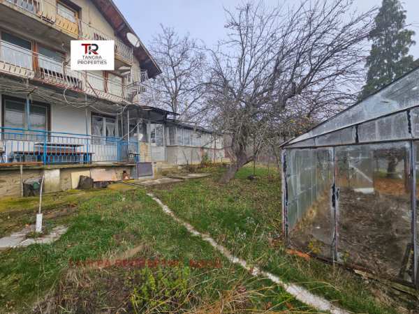 Продава вила, с. поцърненци, област перник