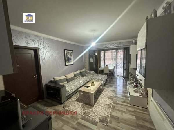 Продава 3-стаен, гр. перник, тева