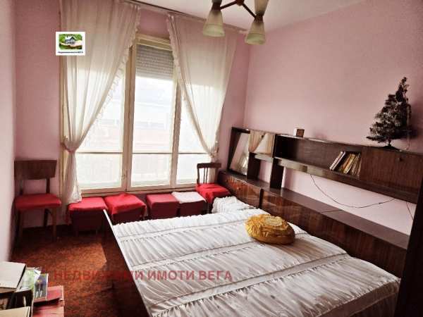 Продава 4-стаен, гр. горна оряховица, област велико търново