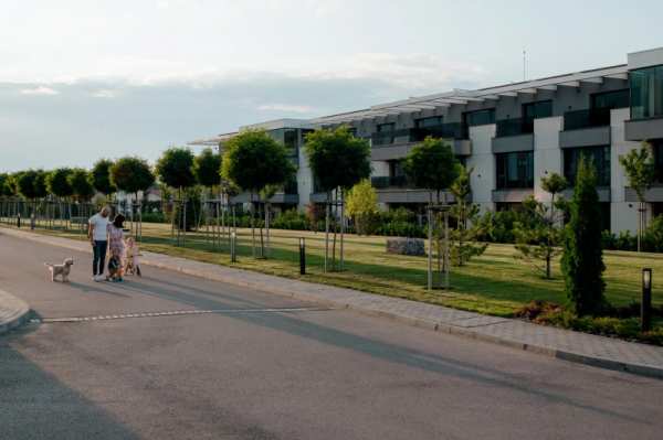 Продава  многостаен град София, в.з.Малинова долина
      176 кв.м