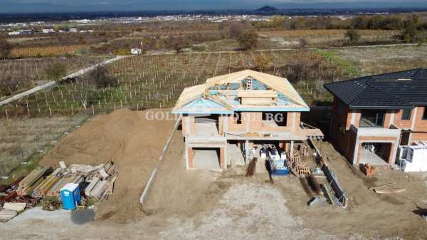 Продава къща, с. марково, област пловдив