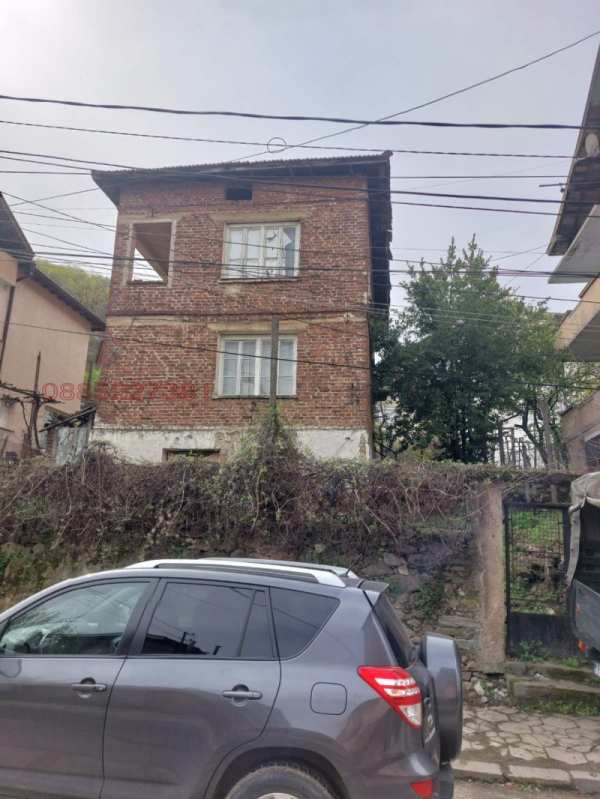 Продава  къща гр. Петрич, област Благоевград
      132 кв.м