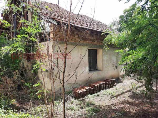 Продава  къща с. Дюлево, област Пазарджик
      80 кв.м