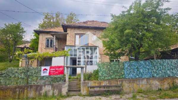 Продава къща, с. люблен, област търговище