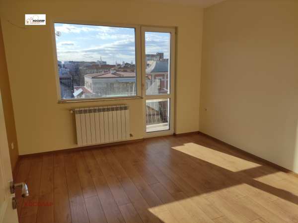 Продава 3-стаен, гр. русе, център
