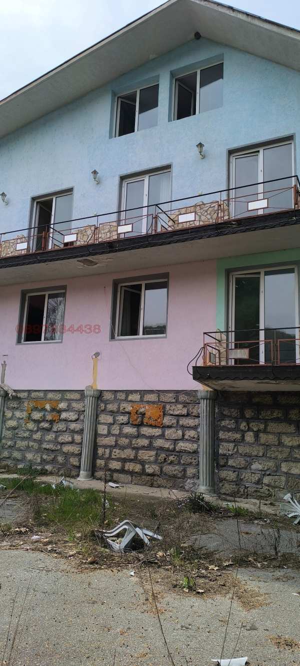 Продава бизнес имот, с. синаговци, област видин