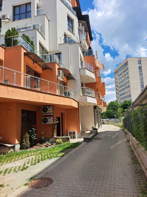 Продава офис, гр. софия, студентски град