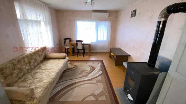 Продава къща, с. чурек, област софия област