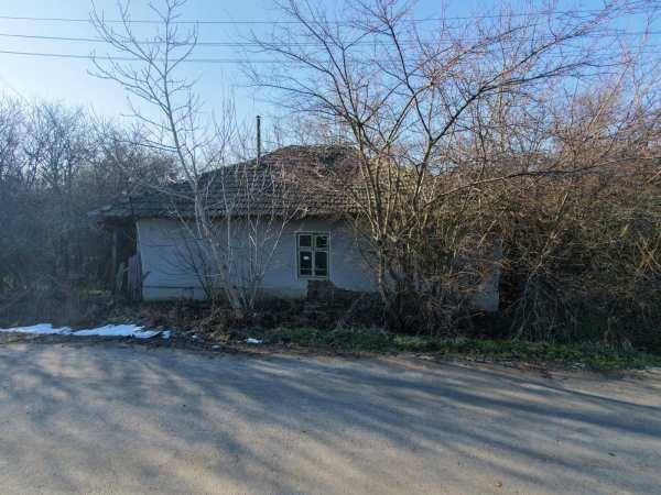 Продава къща, с. бракница, област търговище
