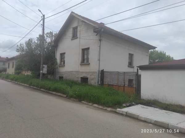 Продава  къща с. Широки дол, област София
      56 кв.м