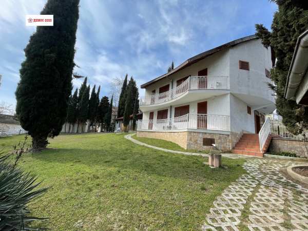 Продава хотел, гр. варна, к.к. чайка