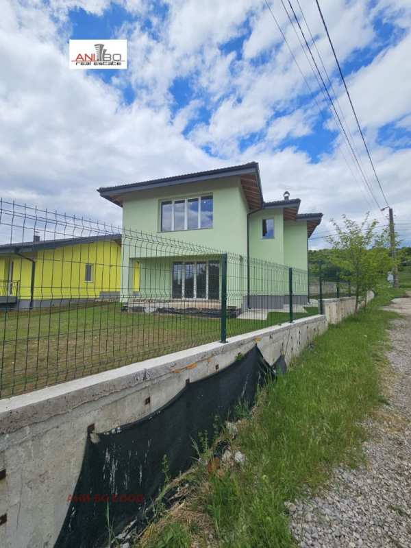 Продава къща, с. драгичево, област перник
