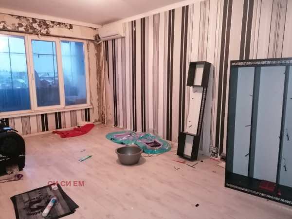 Продава  2-стаен град Добрич, Балик
      65 кв.м