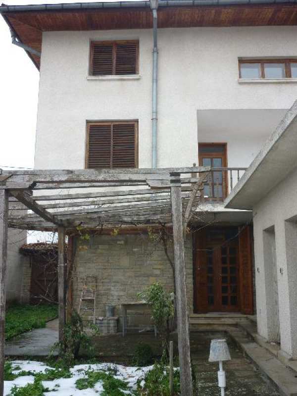 Продава къща, гр. котел, област сливен