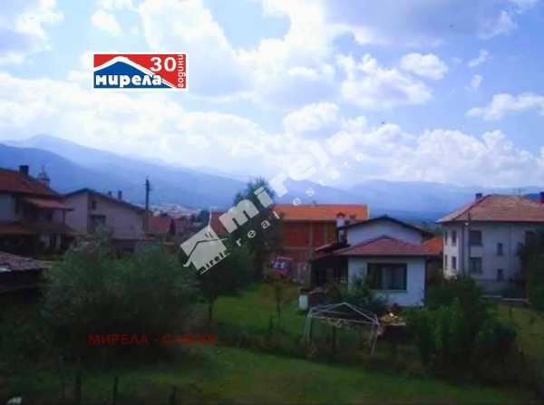 Продава парцел, с. говедарци, област софия област