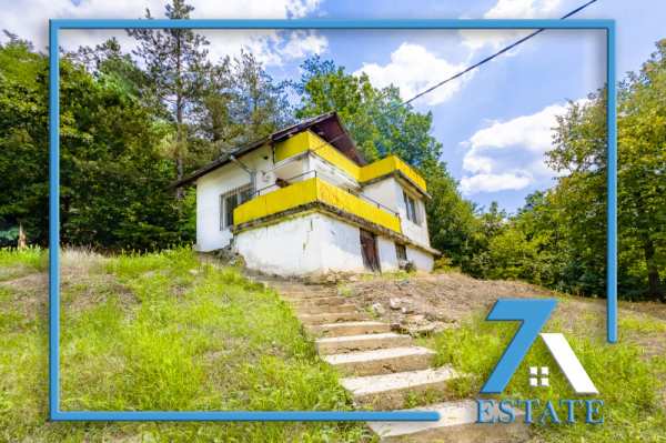 Продава къща, с. свидня, област софия област