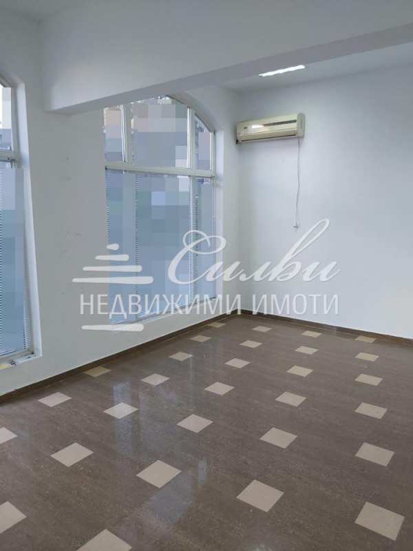Продава  офис град Шумен, Център
      49 кв.м