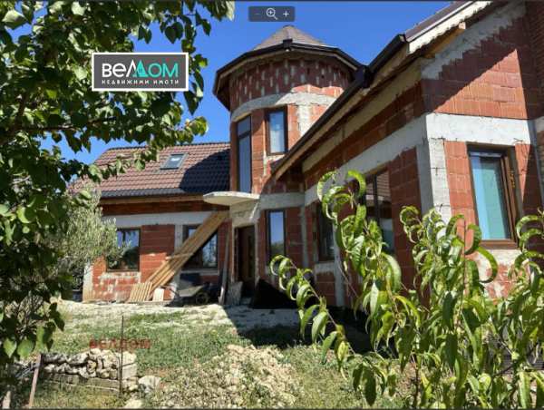Продава къща, с. близнаци, област варна