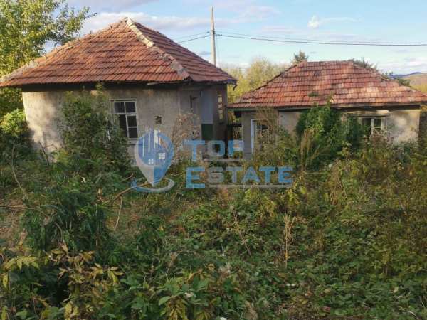 Продава къща, с. джулюница, област велико търново
