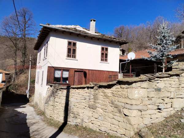 Продава къща, гр. трявна, област габрово