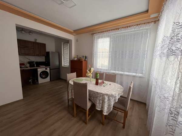 Продава 3-стаен, гр. нови пазар, област шумен