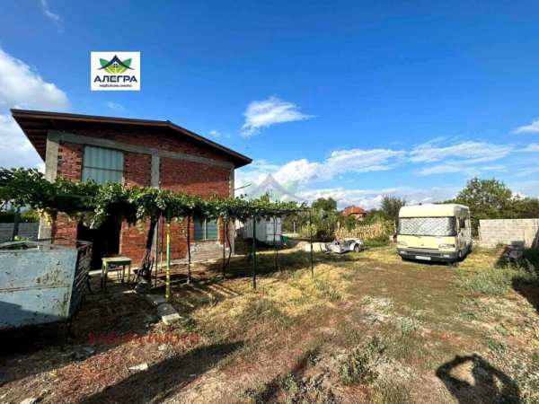 Продава къща, с. виноградец, област пазарджик