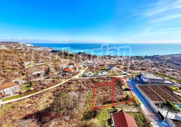 Продава парцел, гр. балчик, област добрич