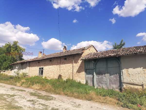 Продава къща, с. садина, област търговище